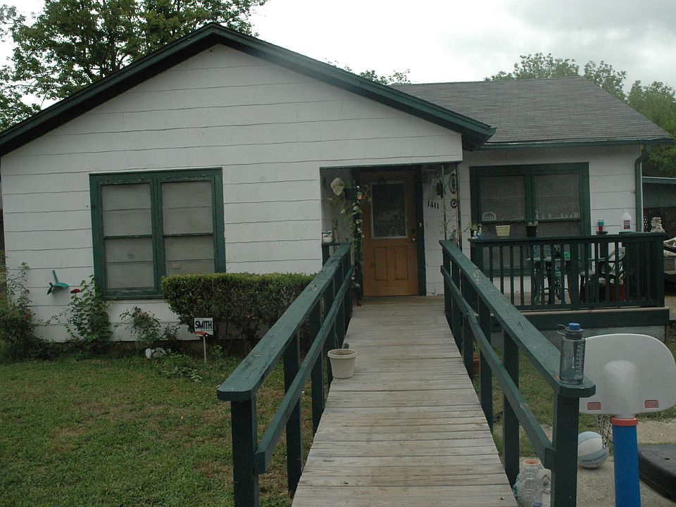 1st image of 1411 Burns Blvd