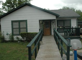 1411 Burns Blvd, Taylor, TX 76574