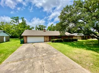 1704 Stevenson St, Vinton, LA 70668