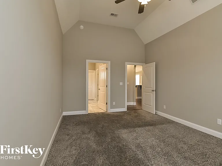4902 E Margarette Cir — Photo 7