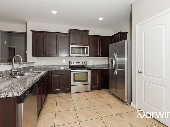 4th image of 30283 N Oak Dr