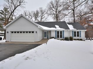 191 W South St, Lake Geneva, WI 53147