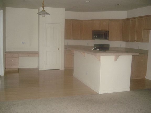 4th image of 810 Sequoia Pass Ct