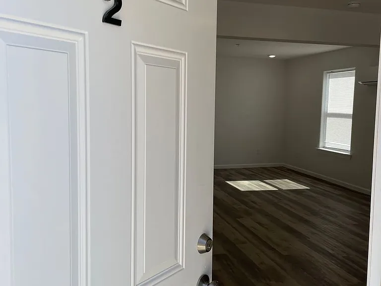 413 Doxey St #2 — Photo 1