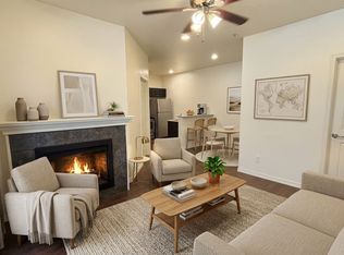 4720 NE Glisan St APT 210, Portland, OR 97213