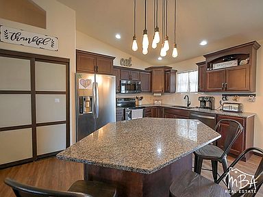 2281 Idlewild Way, Garden City, KS 67846 | Zillow