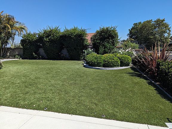 3rd image of 24945 Las Marias Ln