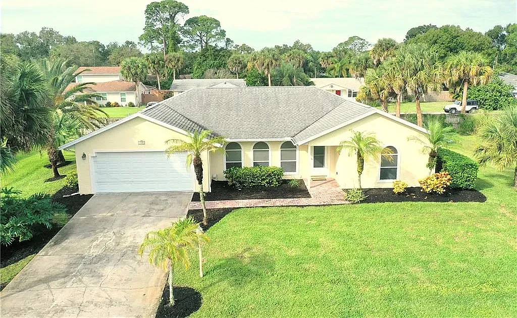 3 bed, 1537 sqft, $2,500 — Photo 1