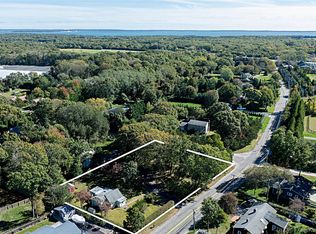 2000 Cox Neck Rd, Mattituck, NY 11952