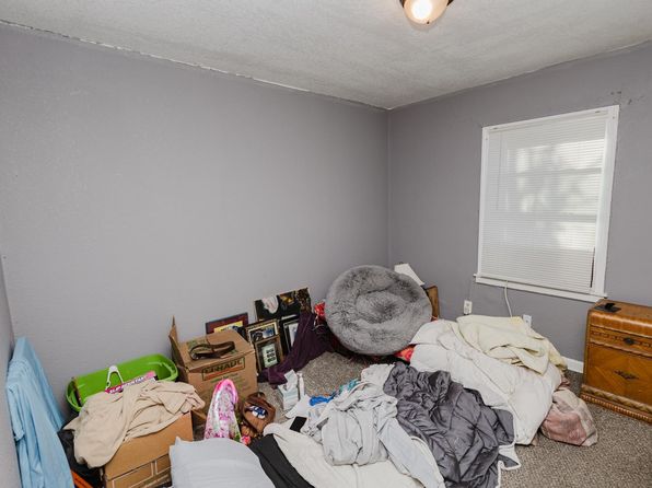 wichita-kansas-443167402 picture