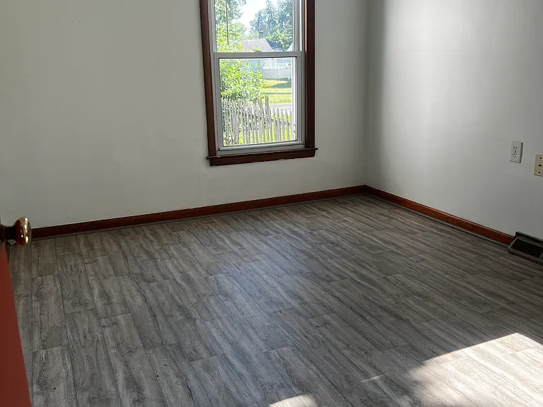 5012 Ancil Rd — Photo 10