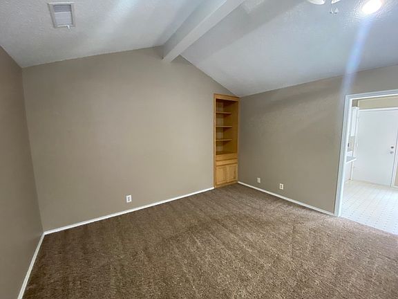 5th image of 4705 Dentcrest Dr APT B