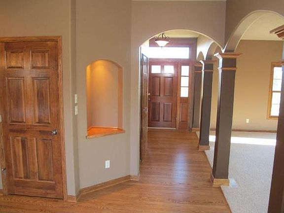 Front hall with closet!