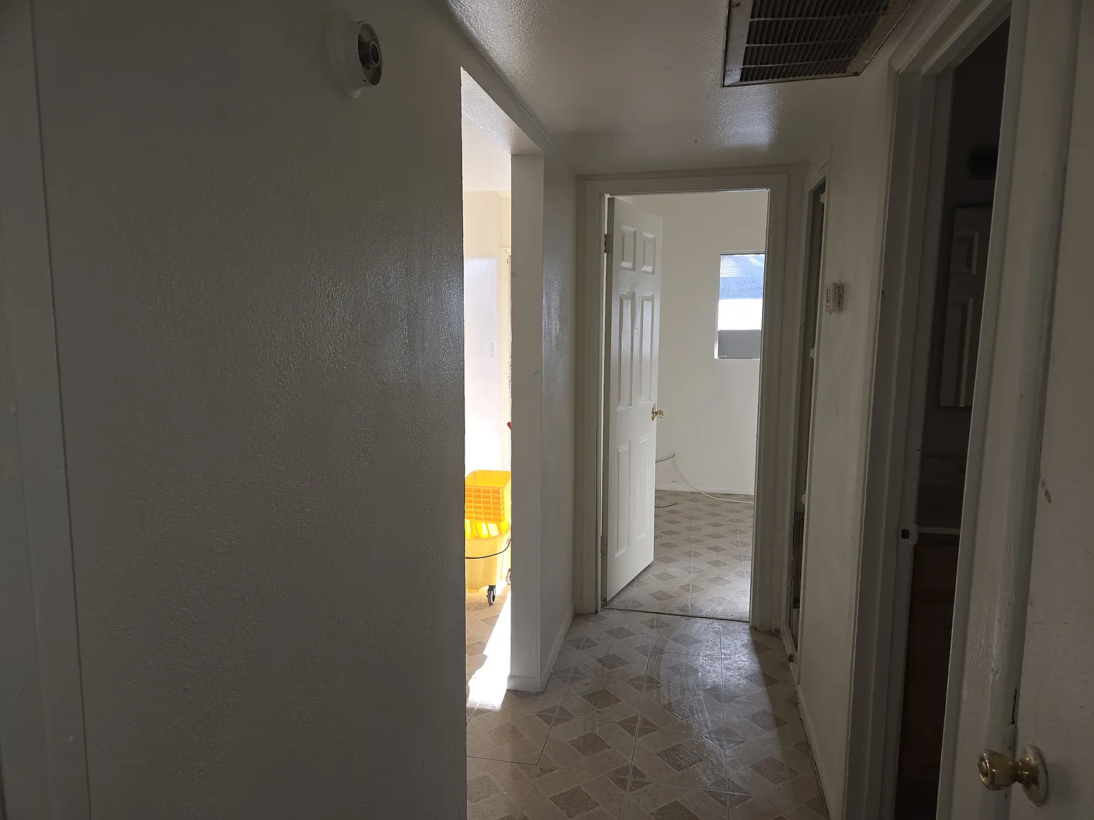 2 bed, $1,300 — Photo 2