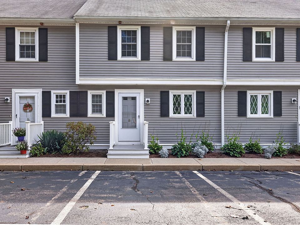 1st image of 685 Bay St APT 15