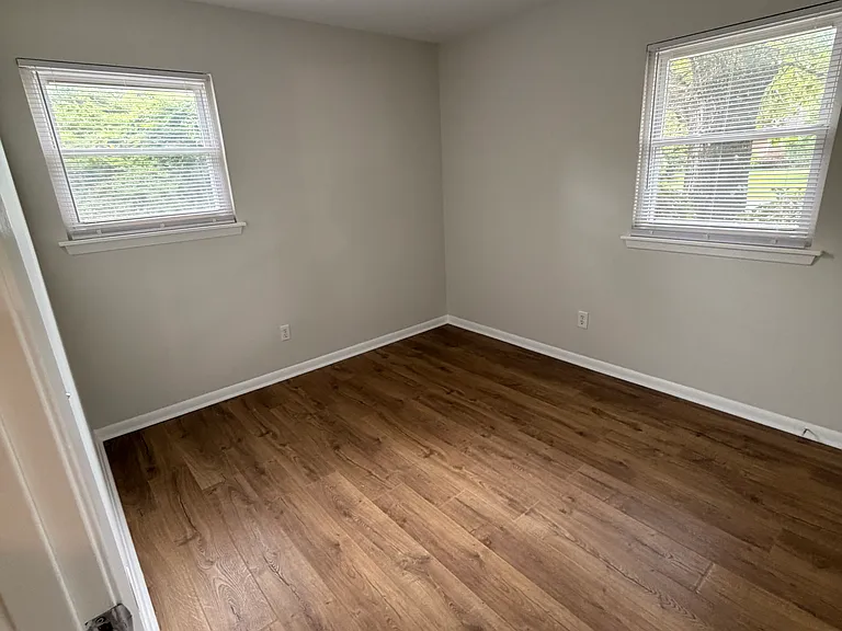 313 Kingston Rd — Photo 12