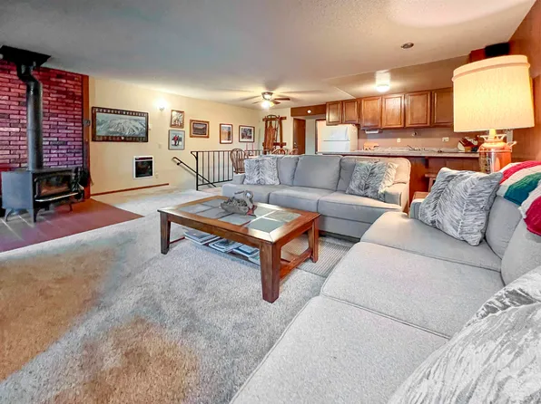 201 Lakeview Blvd #6, Mammoth Lakes, CA 93546
