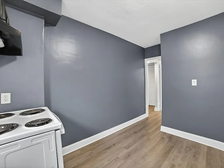 18963 Hilliard Blvd — Photo 10