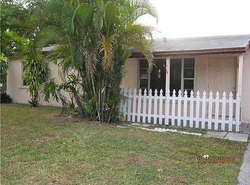 1st image of 1501 SW 66th Ave