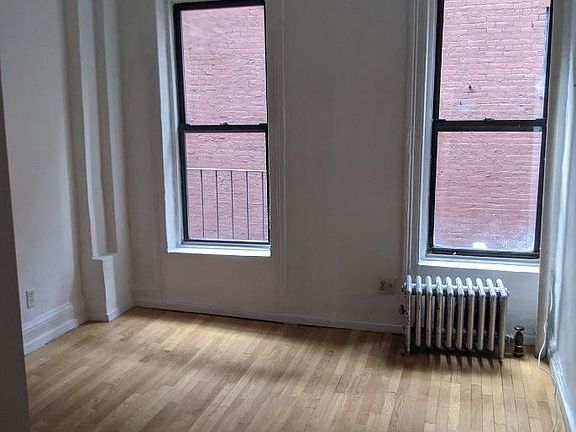 4th image of 630 10th Ave #4FS