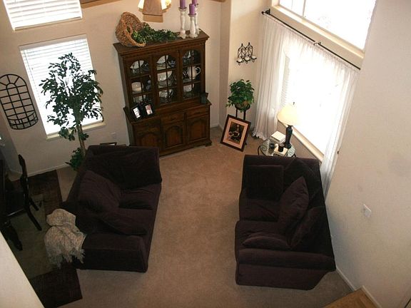 Vaulted ceiling in Living Room