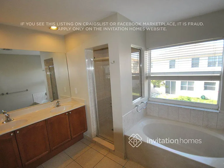 4238 Lake Tahoe Cir — Photo 11