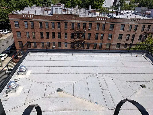 Rented by City Vista Inc | media 14