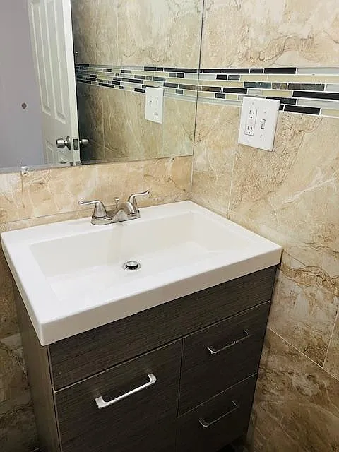 2 bed, 600 sqft, $1,500 — Photo 3
