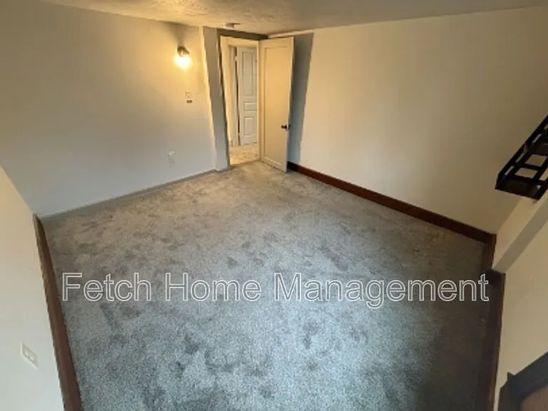 34 N Lee St — Photo 36