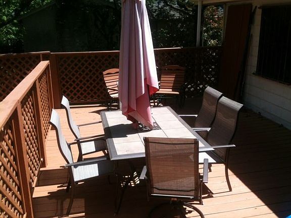 Upper deck
