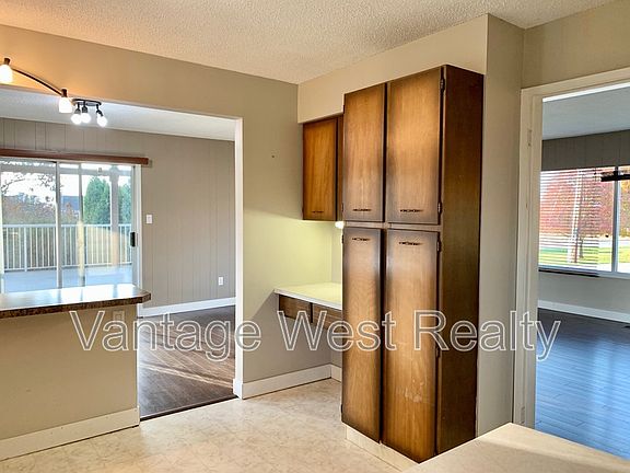 4th image of 2009A Polo Rd