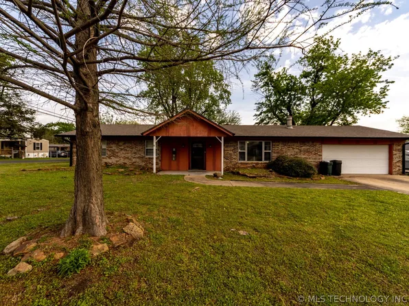 32115 E 721st Ter, Wagoner, OK 74467