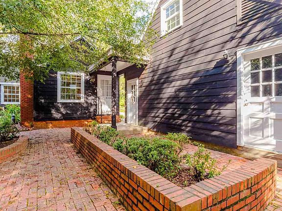 5th image of 6306 White Oak Dr