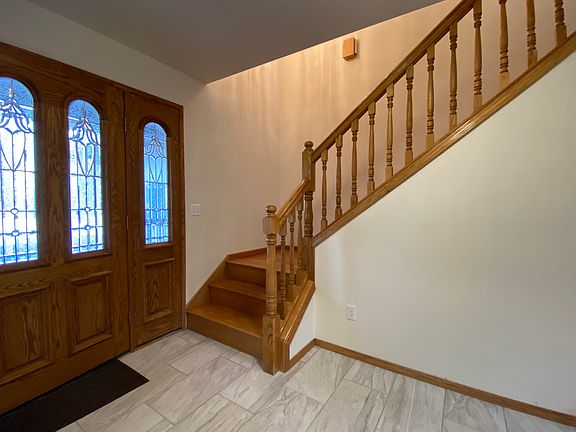 5th image of 406 Lawton Dr
