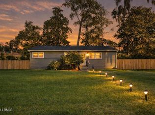 1109 Old Trail Rd, Beaufort, SC 29902