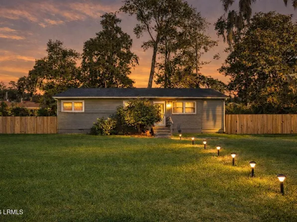 1109 Old Trail Rd, Beaufort, SC 29902