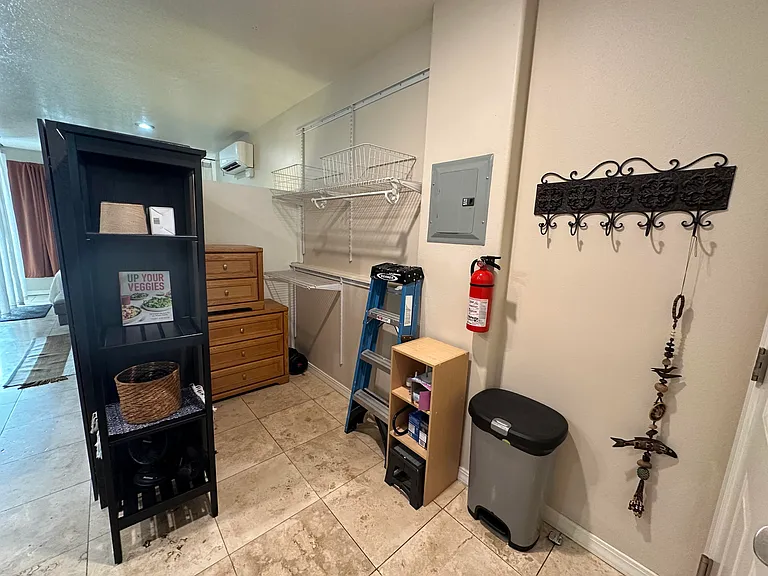 4320 Mesa Grande Pl SE #D — Photo 9