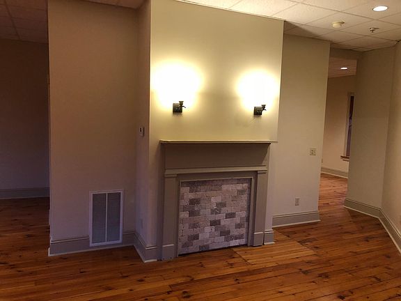 4th image of 10 Mansion St APT 9