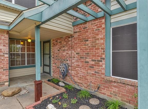 3rd image of 5521 Edendale Dr