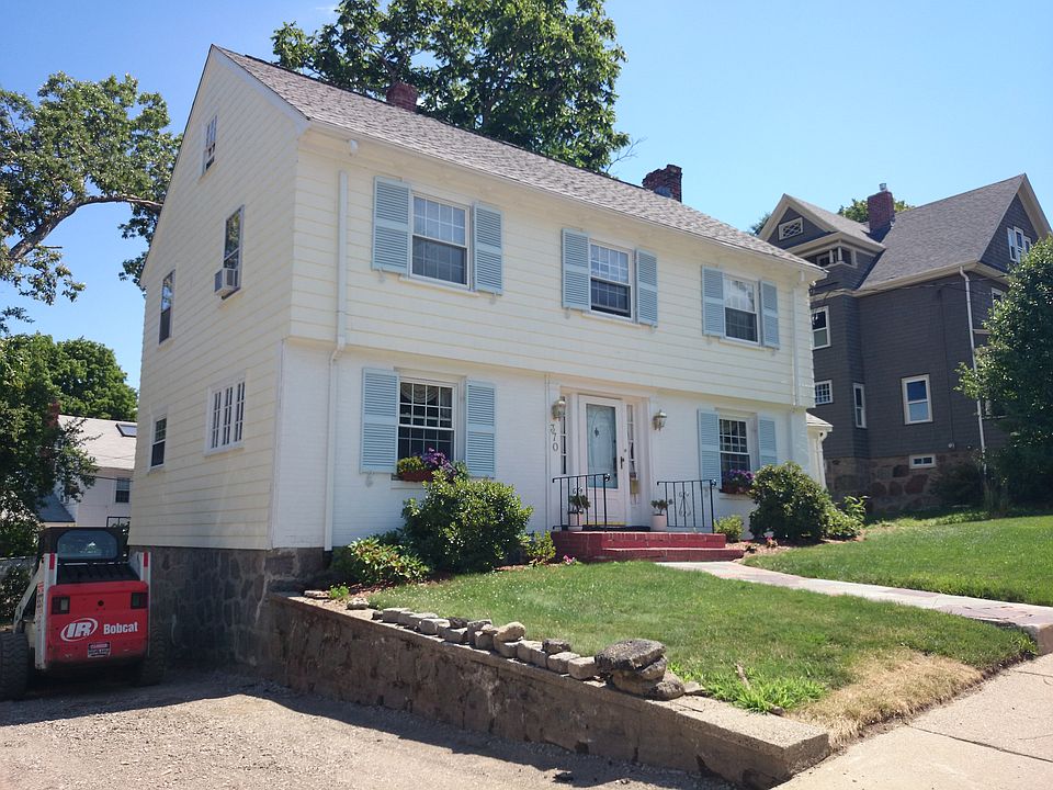 2nd image of 370 Park St