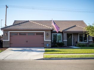 1432 W Ambassador Way, Hanford, CA 93230