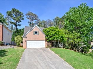 5520 Hillgate Xing, Johns Creek, GA 30005