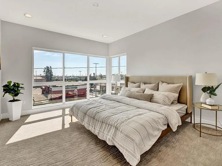 8081 Lampson Ave — Photo 4