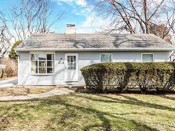 2nd image of 605 W Teton Dr