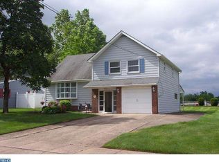 682 Mueller Rd, Warminster, PA 18974