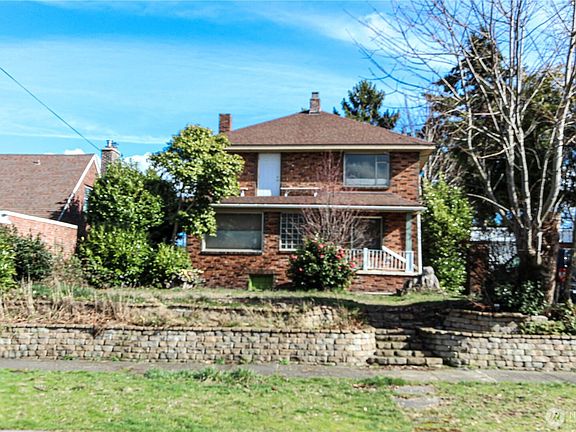 2nd image of 8642 Island Drive S