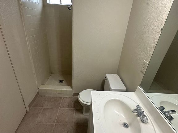 2nd image of 155-161 W 19th St