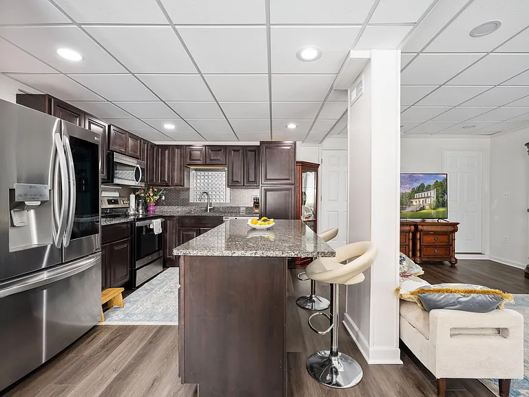 Kitchen and living