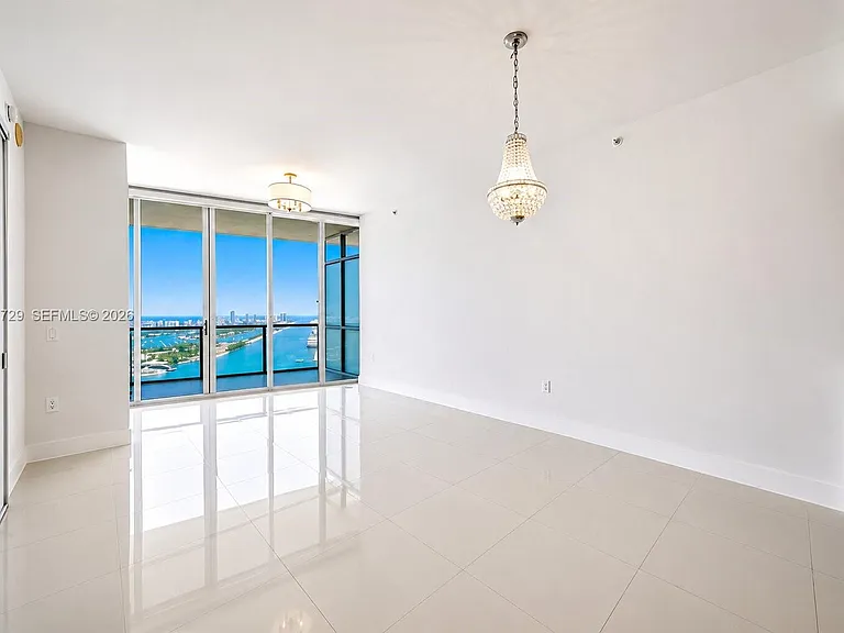 1100 Biscayne Blvd #4402 — Photo 7