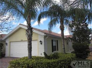 8189 Saint Johns Ct, Wellington, FL 33414